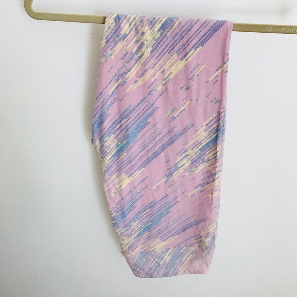 SOLD!Lularoe Tall and Curvy Leggings NWT